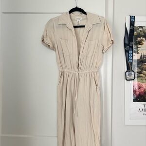 Jessica Simpson Cream Short Sleeve Jumpsuit